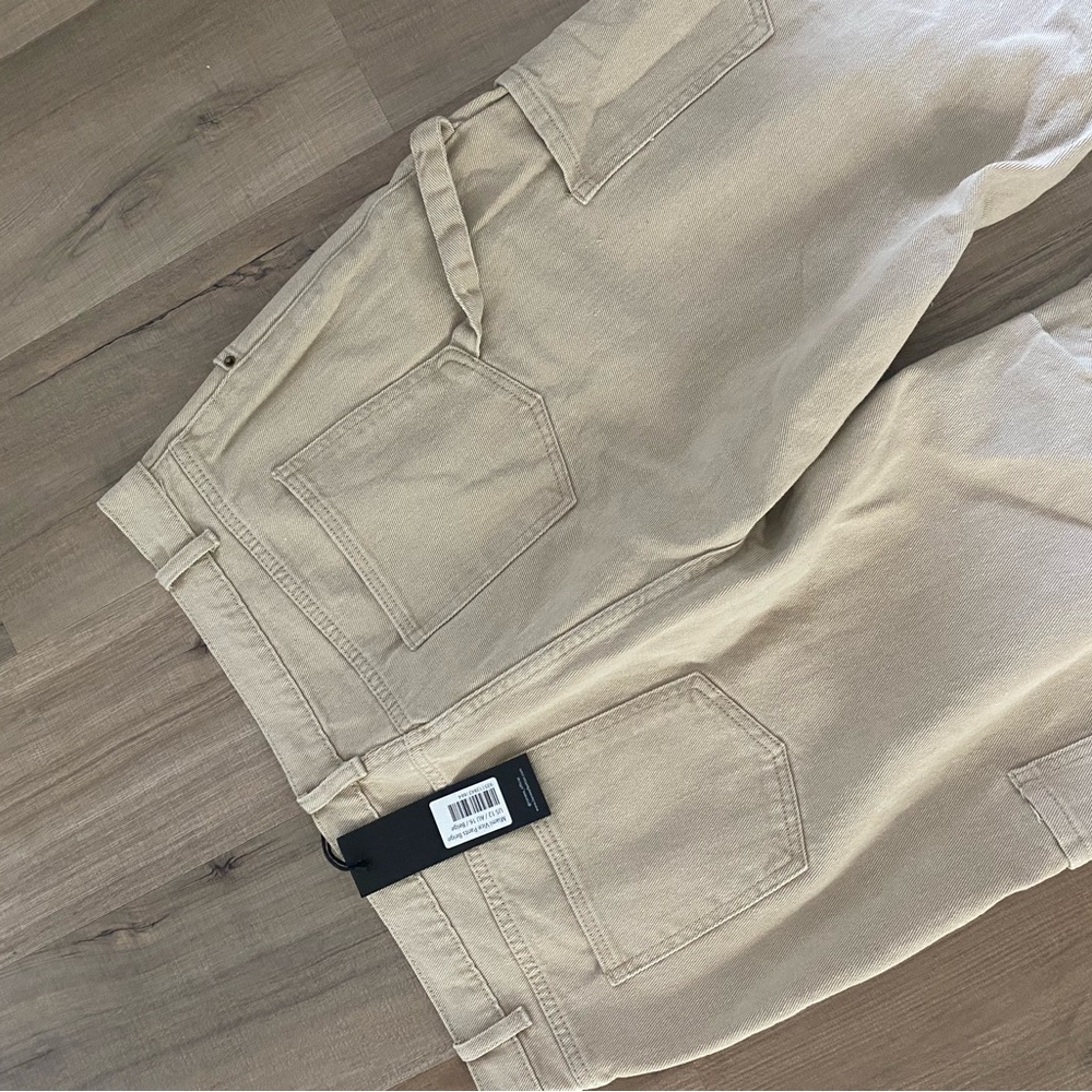 Lioness Cargo Pants - Beige